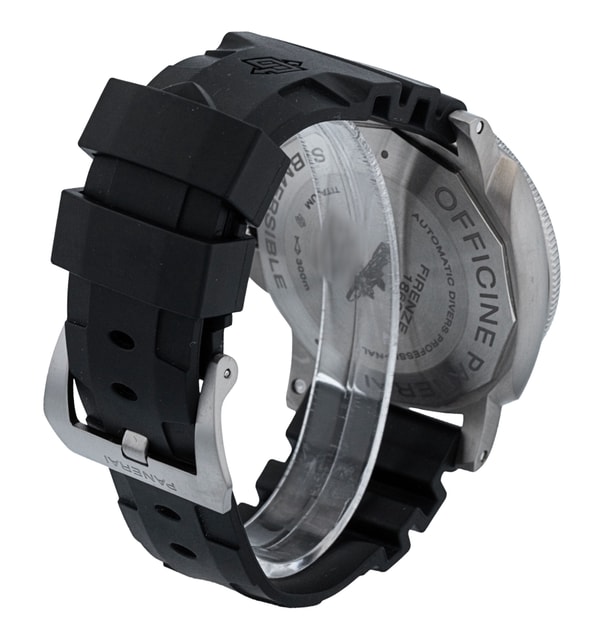 Panerai Submersible PAM01305 Image 3